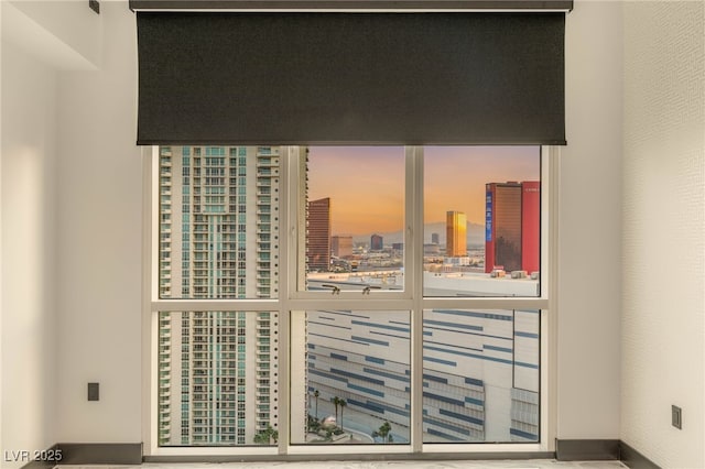 2777 Paradise Rd Unit 2801, Las Vegas, NV 89109 - photo 31