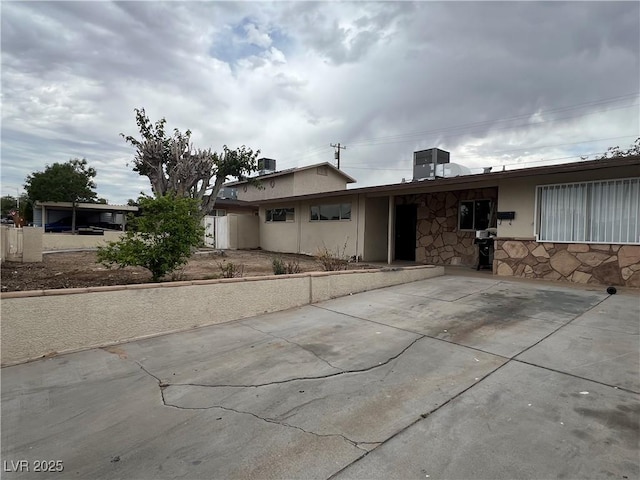 1338 Smoke Tree Ave, Las Vegas, NV 89108 - photo 3