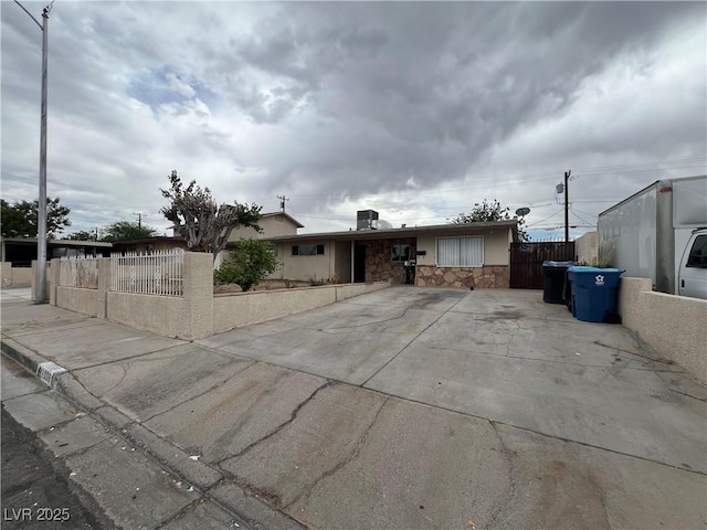 1338 Smoke Tree Ave, Las Vegas, NV 89108 - photo 8