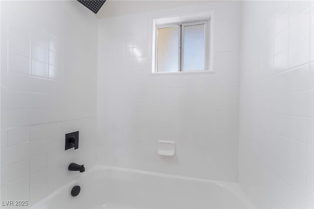 2 Utah Way, Henderson, NV 89015 - full bath with  shower combination
