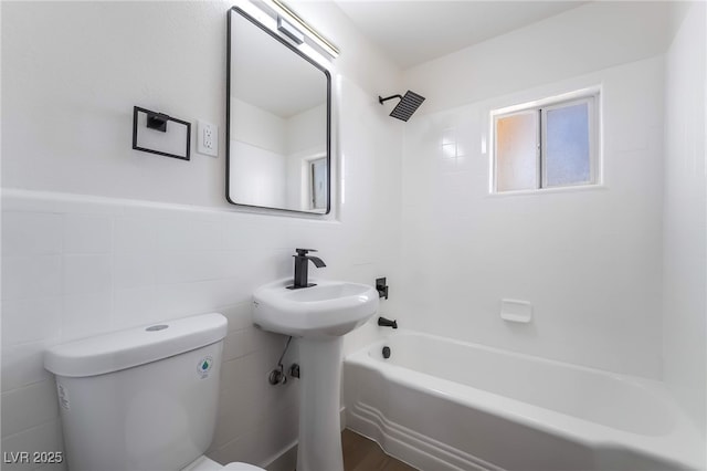 2 Utah Way, Henderson, NV 89015 - full bath with shower / washtub combination and tile walls