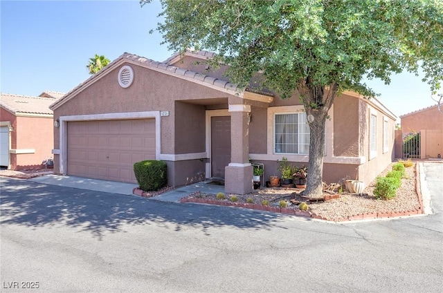5234 Panguitch Dr, Las Vegas, NV 89122 - photo 2