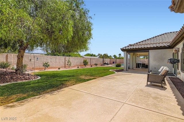 7404 Wittig Ave, Las Vegas, NV 89131 - fenced backyard featuring a patio area