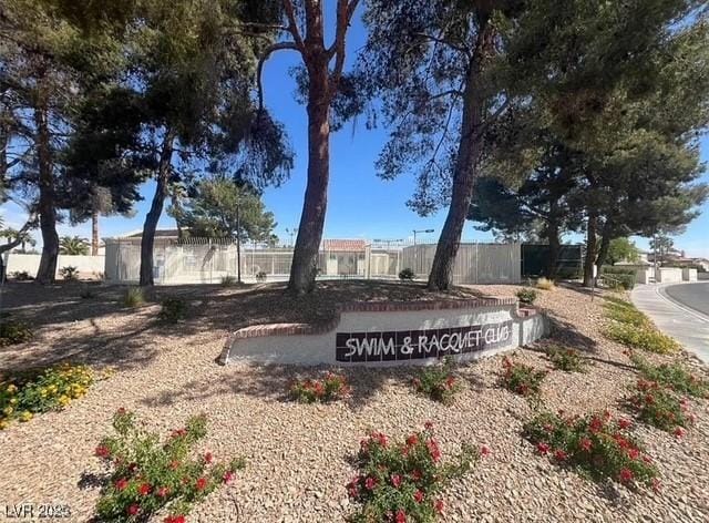 640 Thornewood Pl, Las Vegas, NV 89123 - view of community sign