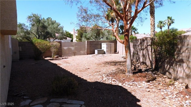 2587 Mizzoni Cir, Henderson, NV 89052 - view of fenced backyard