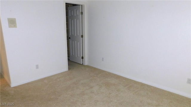 2587 Mizzoni Cir, Henderson, NV 89052 - empty room featuring carpet flooring and baseboards