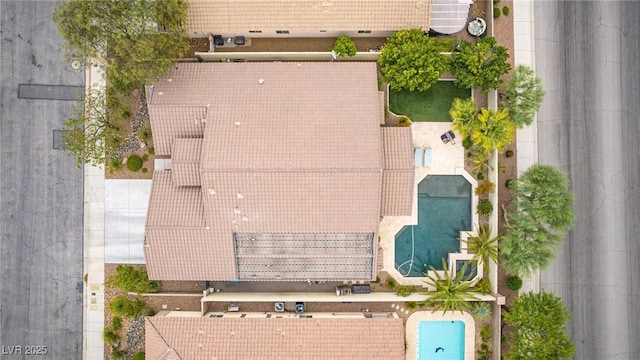 5681 Exotic Rosette Ave, Las Vegas, NV 89139 - view from above of property featuring a pool