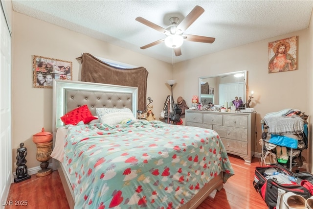 2666 Aarondavid Dr, Las Vegas, NV 89121 - bedroom featuring light wood-style floors and a ceiling fan