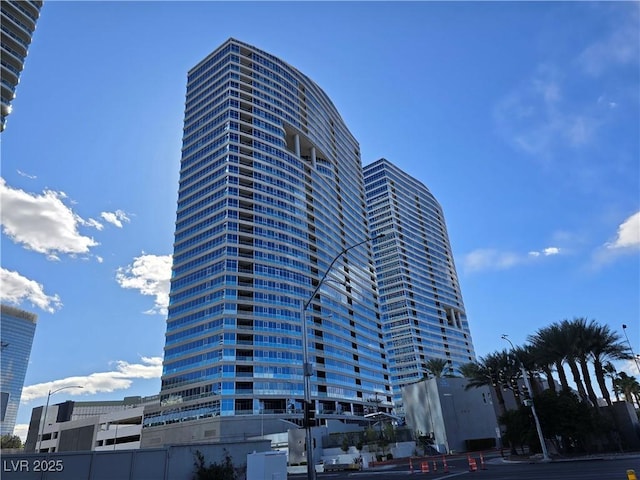 4525 Dean Martin Dr Unit 503, Las Vegas, NV 89103 - photo 2