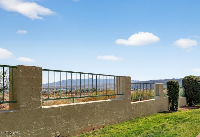 3550 Bay Sands Dr Unit 1093, Laughlin, NV 89029 - gate featuring a mountain view