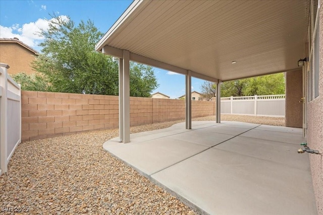 924 Crescent Falls St, Henderson, NV 89011 - fenced backyard with a patio