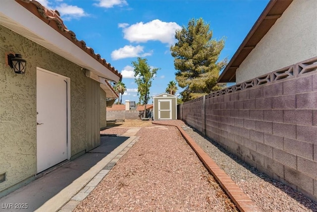 2251 Horse Creek Cir, Henderson, NV 89014 - photo 25