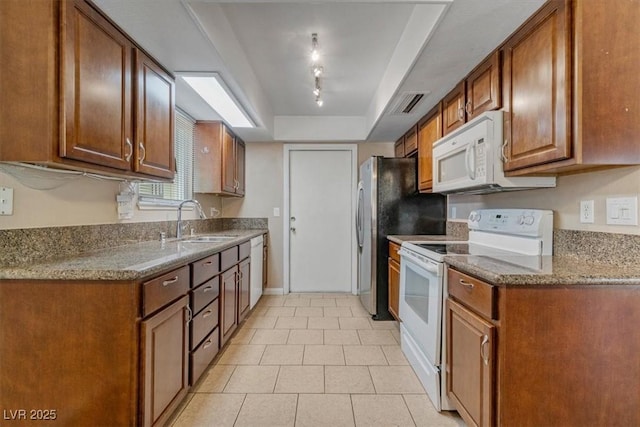 2251 Horse Creek Cir, Henderson, NV 89014 - photo 10