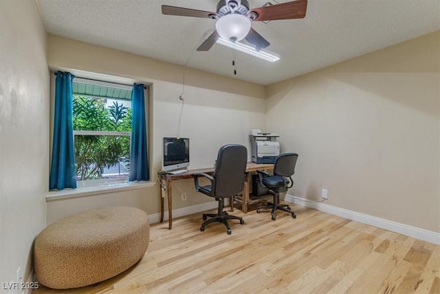 2251 Horse Creek Cir, Henderson, NV 89014 - photo 14
