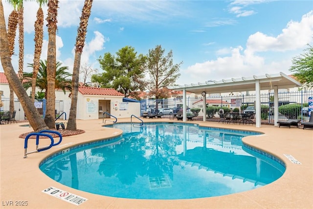 2725 S Nellis Blvd Unit 1037, Las Vegas, NV 89121 - community pool featuring a patio