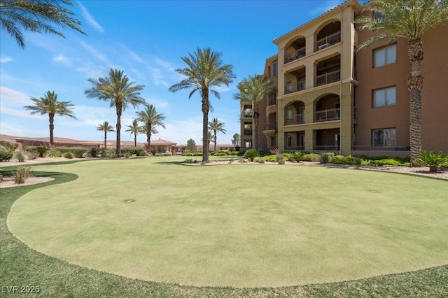30 Via Mantova Unit 202, Henderson, NV 89011 - view of home's community with a putting area