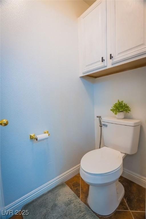 2251 Vangogh Dr, Henderson, NV 89074 - bathroom featuring baseboards and tile patterned floors