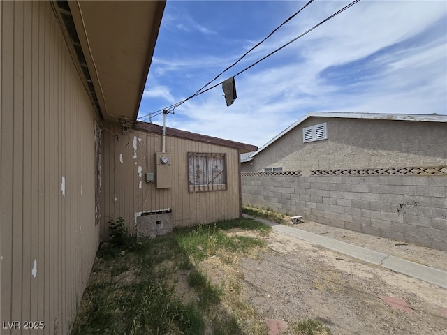2212 Revere St, North Las Vegas, NV 89030 - view of home's exterior