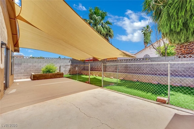 1676 Divinity St, Las Vegas, NV 89142 - view of patio / terrace