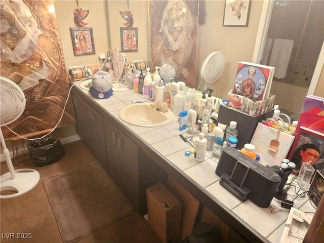 1341 Del Mar St Unit 101, Las Vegas, NV 89119 - full bath with vanity