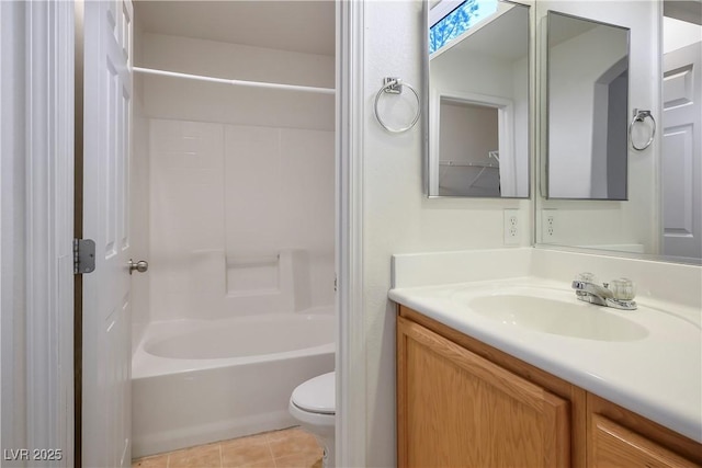 6005 Bristol Crest Ln, Las Vegas, NV 89139 - full bath with vanity, tile patterned flooring, and bathing tub / shower combination