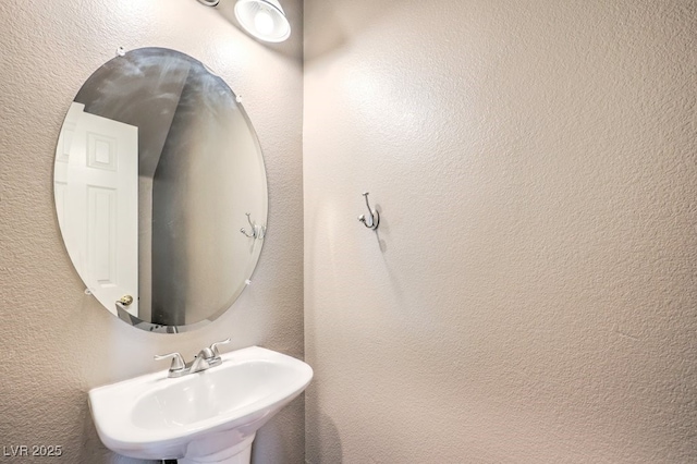 6068 Shyley St Unit 102, Henderson, NV 89011 - bathroom with a sink