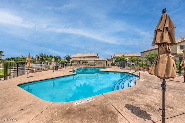 6068 Shyley St Unit 102, Henderson, NV 89011 - community pool featuring a patio area