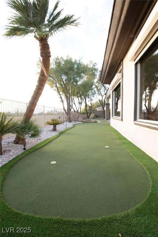 9 Knob Oak Dr, Henderson, NV 89052 - view of yard featuring a putting area