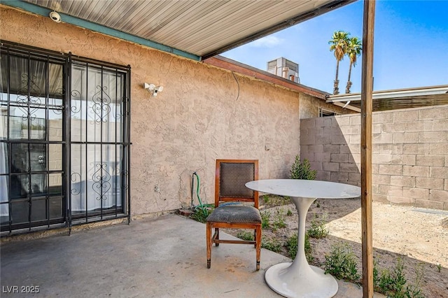 3912 Palos Verdes St, Las Vegas, NV 89119 - view of patio / terrace
