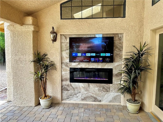 2975 Montessouri St, Las Vegas, NV 89117 - detailed view of stucco siding