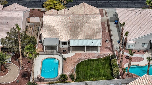 6125 Resort Ridge St, Las Vegas, NV 89130 - aerial view of property and surrounding area featuring a pool