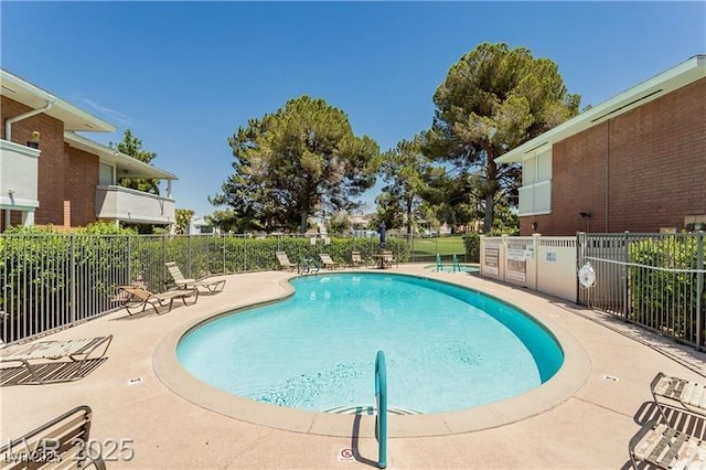793 Oakmont Ave Unit 202, Las Vegas, NV 89109 - community pool with a patio area