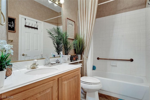 9553 Gainey Ranch Ave, Las Vegas, NV 89147 - full bath featuring vanity, shower / bath combination with curtain, and tile patterned floors