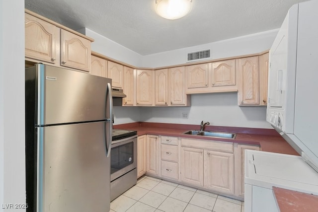 350 E Desert Inn Rd Unit H205, Las Vegas, NV 89109 - photo 8