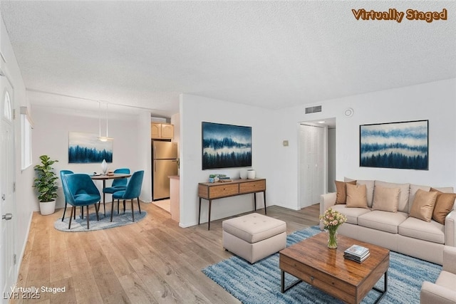 350 E Desert Inn Rd Unit H205, Las Vegas, NV 89109 - photo 3