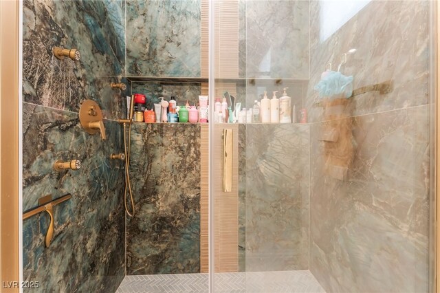 6209 Gambetta St, Las Vegas, NV 89115 - bathroom with a tile shower