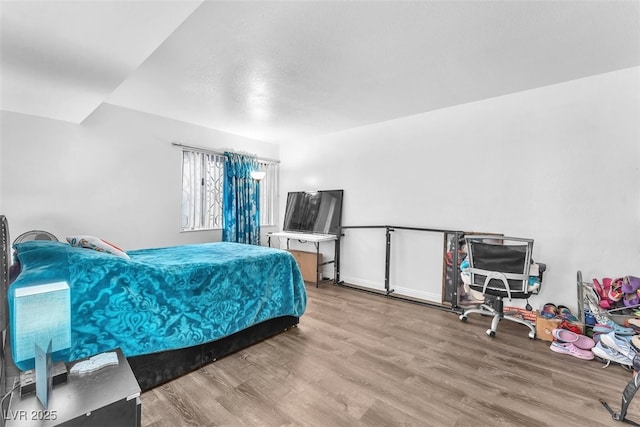 1405 Vegas Valley Dr Unit 347, Las Vegas, NV 89169 - bedroom with wood finished floors