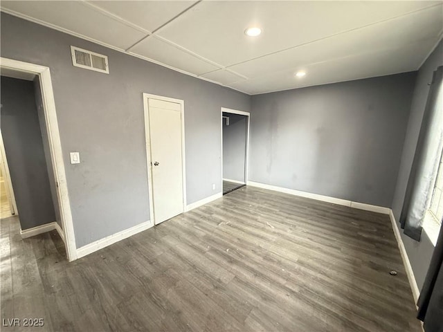 15 Washington Way, Henderson, NV 89015 - unfurnished bedroom featuring wood finished floors, recessed lighting, and a closet