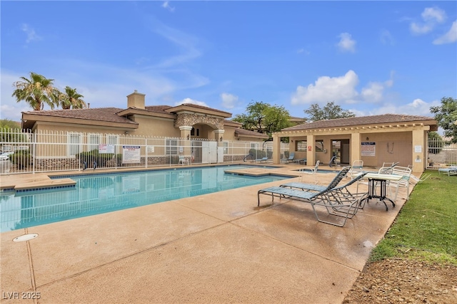 833 Aspen Peak Loop Unit 613, Henderson, NV 89011 - community pool with a patio