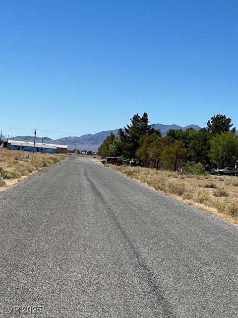 831 S Ford Loop, Pahrump, NV 89048 - photo 2