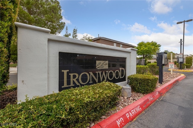 9208 Brilliant Ore Dr, Las Vegas, NV 89143 - view of community sign