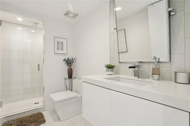426 Tranquil Peak Ct, Henderson, NV 89012 - full bath with a shower stall, vanity, recessed lighting, and tile patterned floors