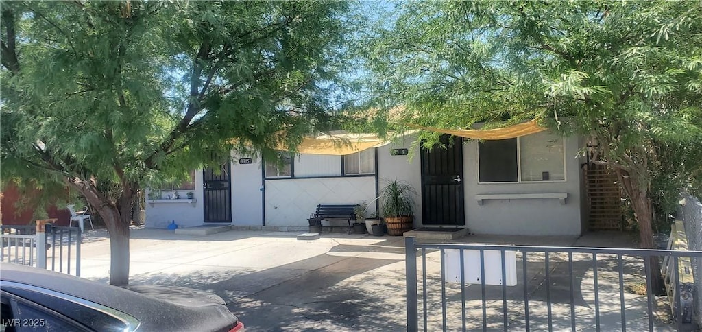 3315 Tabor Ave, North Las Vegas, NV 89030 - view of front of property featuring stucco siding