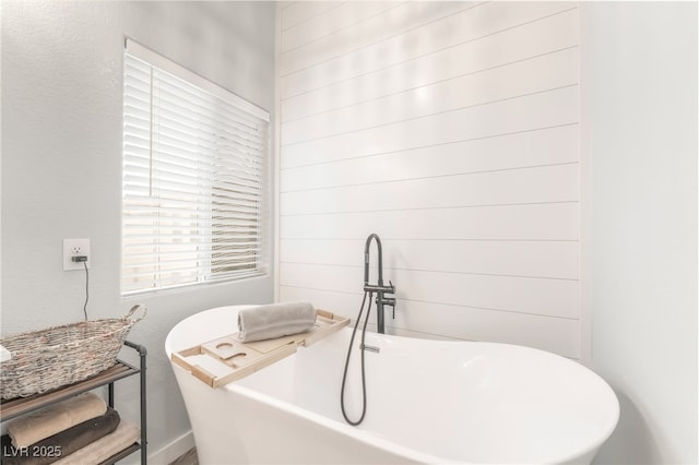 77 Huntfield Dr, Henderson, NV 89074 - bathroom with a freestanding bath