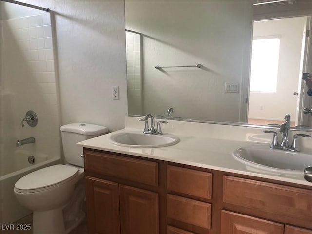 714 Calamus Palm Pl, Henderson, NV 89011 - bathroom featuring double vanity and washtub / shower combination