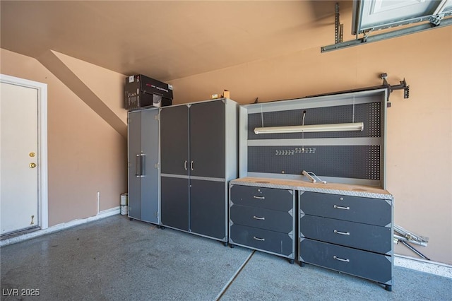 8708 Western Saddle Ave, Las Vegas, NV 89129 - view of garage