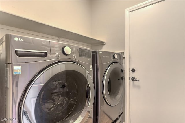 233 Ventana Heights St, Henderson, NV 89074 - washroom with independent washer and dryer