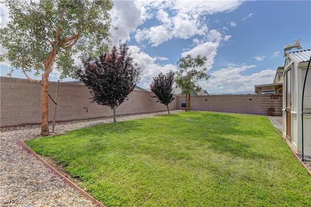 4441 Glossier Ave, North Las Vegas, NV 89084 - view of fenced backyard