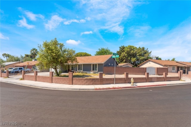 170 Palisade Ave, Las Vegas, NV 89110 - ranch-style house featuring a fenced front yard and a residential view