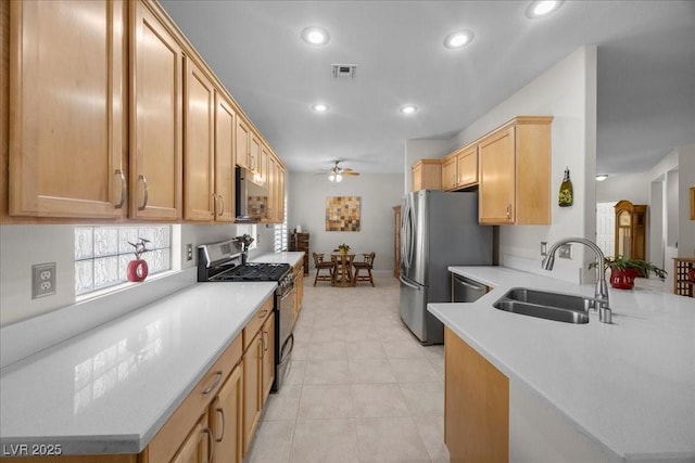 579 Carmel Mesa Dr, Henderson, NV 89012 - photo 10